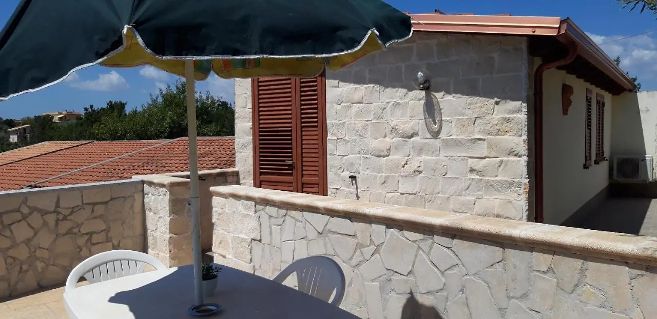 Nicuzza Depandance Villa Lido di Noto 0*,  Italien